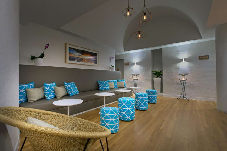 AQUA Day Spa Relaxation Area
